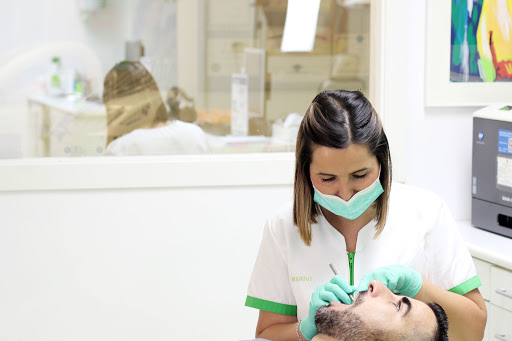 Clínica Dental Ceballos