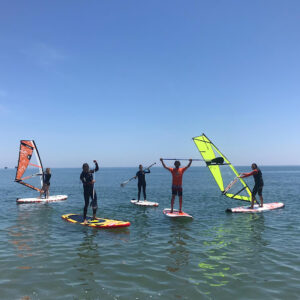 Kite & Surf Riders ( Solo mediante llamada de teléfono previa)