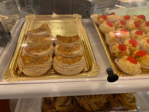 El pastelero real ( cafetería- churrería)