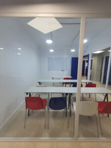 Academia de Inglés Oxford LS (Málaga)