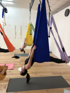 Yoga Aéreo Malaga ~ Yogāsana Estudio