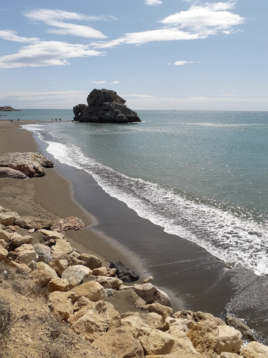 Playa Peñón del Cuervo
