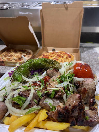 Madre de Dios 2 Kebab y Pizza