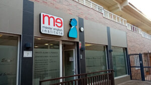 Master English Institute