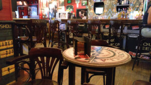 ROCKNROLLA MUSIC BAR