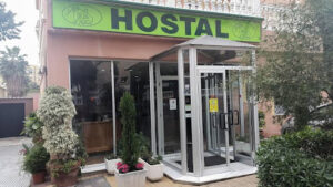 Hostal La Casa de Enfrente