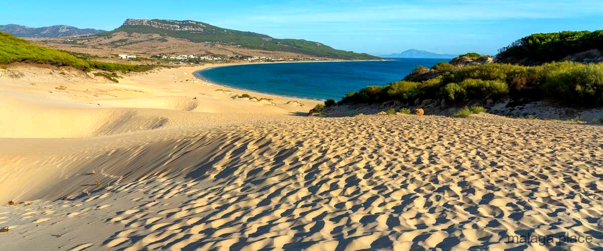 ¿Cuál es la playa de Málaga más cercana a Córdoba?