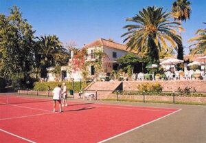 Club de Tenis y Padel Lew Hoad