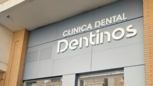 Clínica Dental Dentinos - Teatinos Málaga