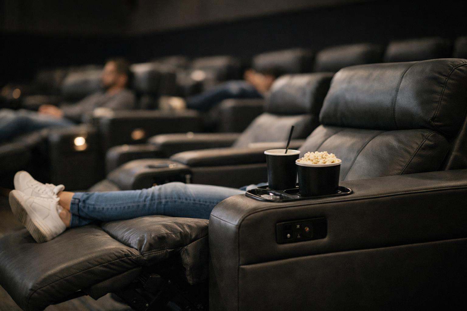 Cine premium Málaga Nostrum: cuánto cuesta la butaca reclinable - 2 Cine premium Málaga Nostrum: cuánto cuesta la butaca reclinable